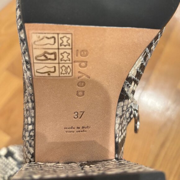 Never Worn AEYDE Lori Leather Boots Snake Python Grey Size 7 - Picture 4 of 5